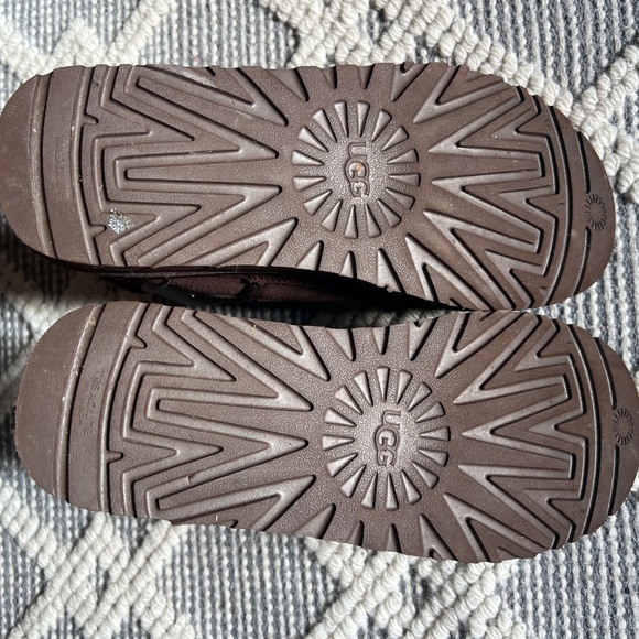 Men's UGG Neumel Chelsea in Brown Size 13 like new - Picture 5 of 8